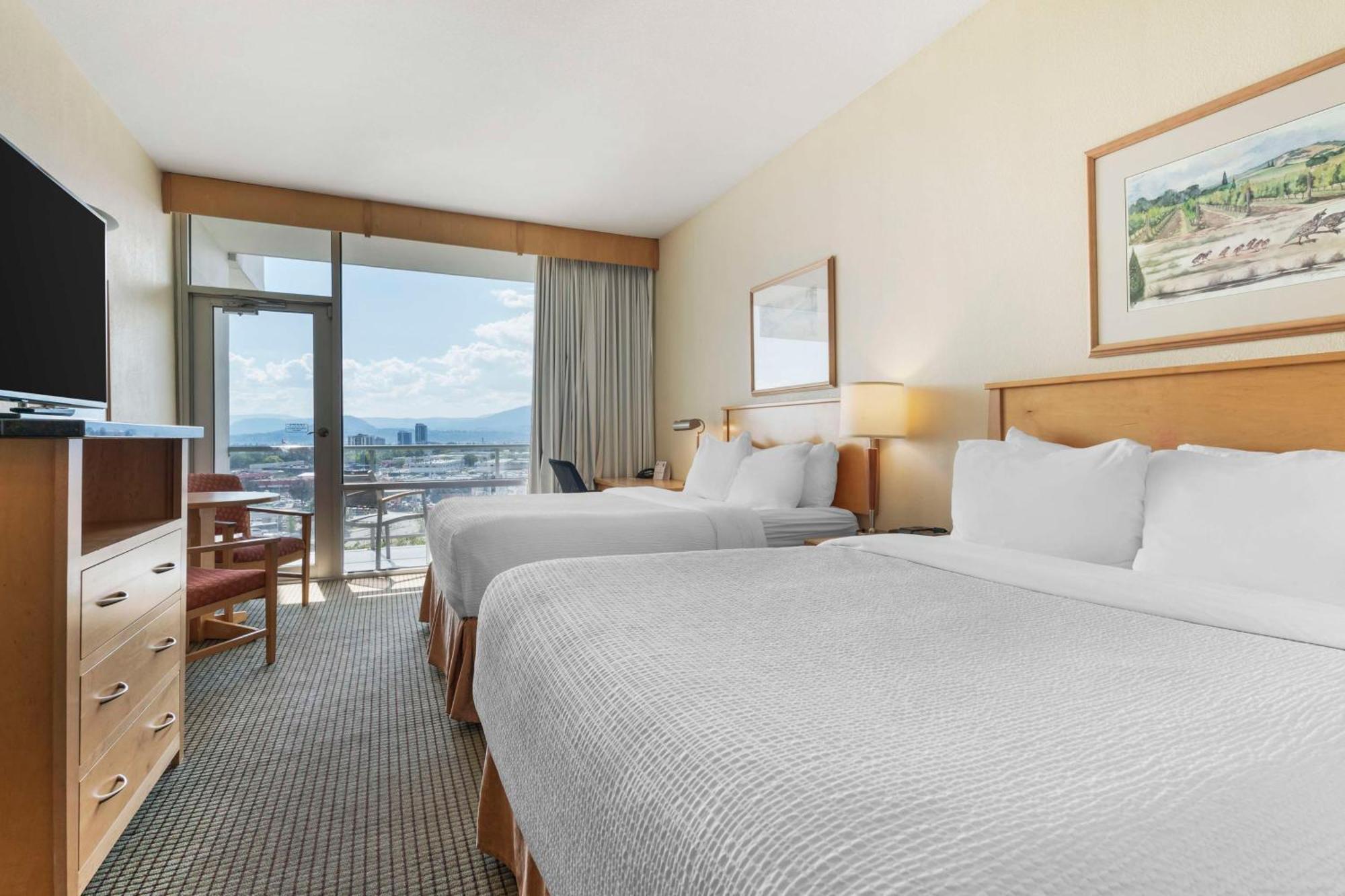 Best Western Plus Kelowna Hotel & Suites Zewnętrze zdjęcie